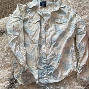 Women’s floral button down